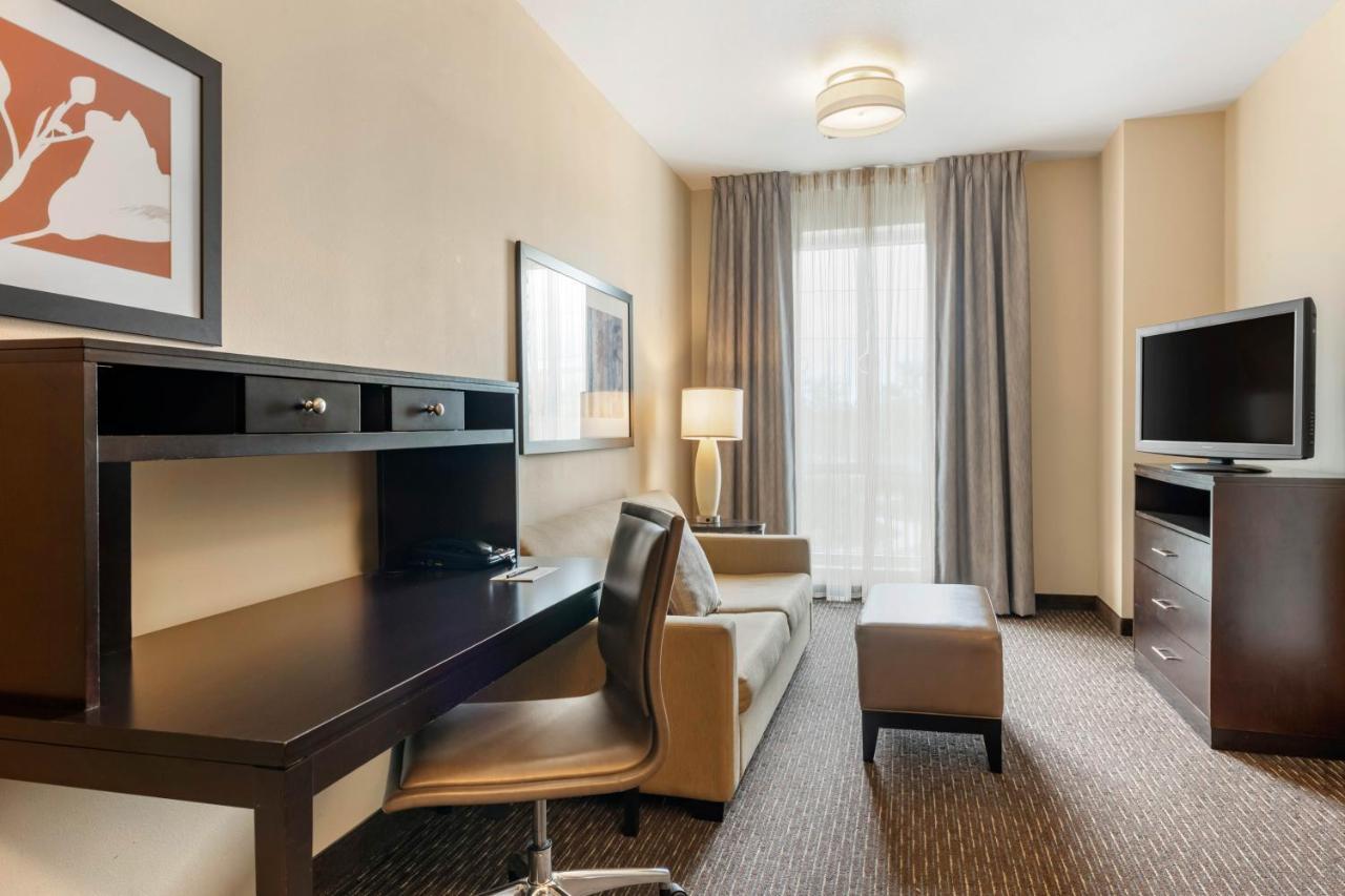 Staybridge Suites St. Petersburg Fl By Ihg Buitenkant foto